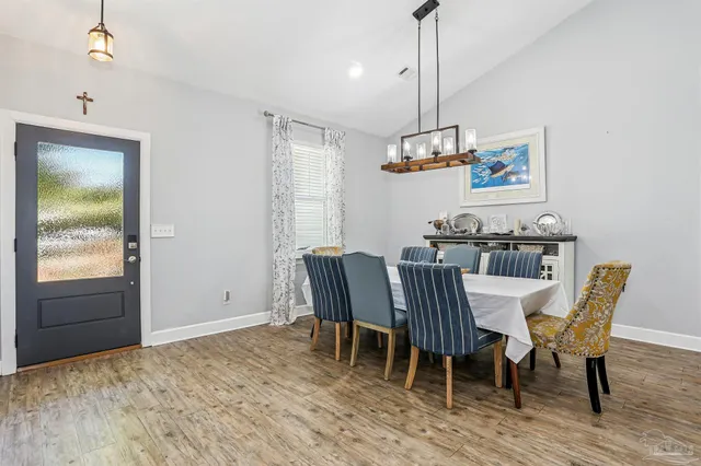 $649,900 | 1469 Sanibel Lane, Gulf Breeze, FL 32563