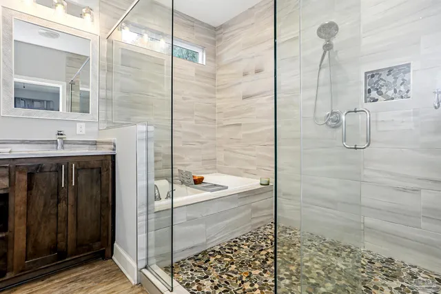 $649,900 | 1469 Sanibel Lane, Gulf Breeze, FL 32563