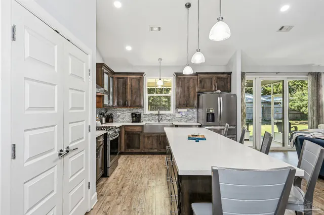 $649,900 | 1469 Sanibel Lane, Gulf Breeze, FL 32563