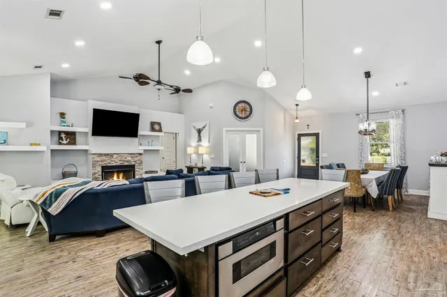 $649,900 | 1469 Sanibel Lane, Gulf Breeze, FL 32563