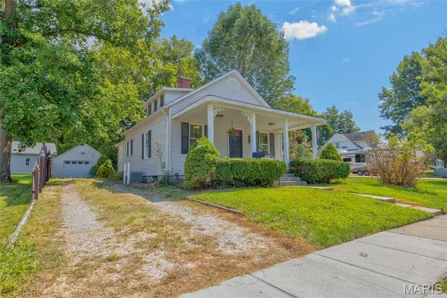 $129,000 | 505 South Lafayette Street, Jerseyville, IL 62052