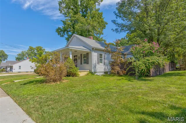 $129,000 | 505 South Lafayette Street, Jerseyville, IL 62052