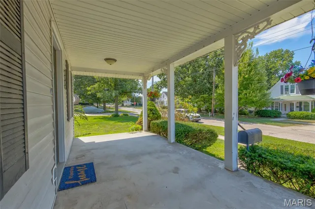 $129,000 | 505 South Lafayette Street, Jerseyville, IL 62052