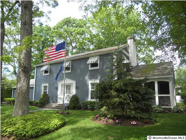 5 Red Oak Drive Spring Lake, NJ 07762 - Photo 1 of 22 Primary Photo