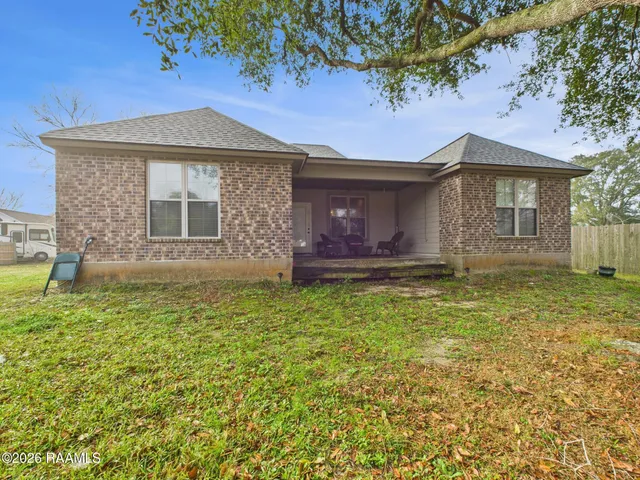$315,000 | 307-305 Oakview Drive, Broussard, LA 70518