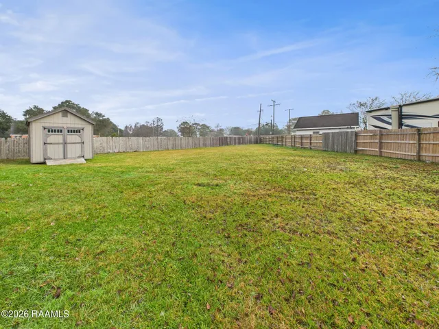 $315,000 | 307-305 Oakview Drive, Broussard, LA 70518