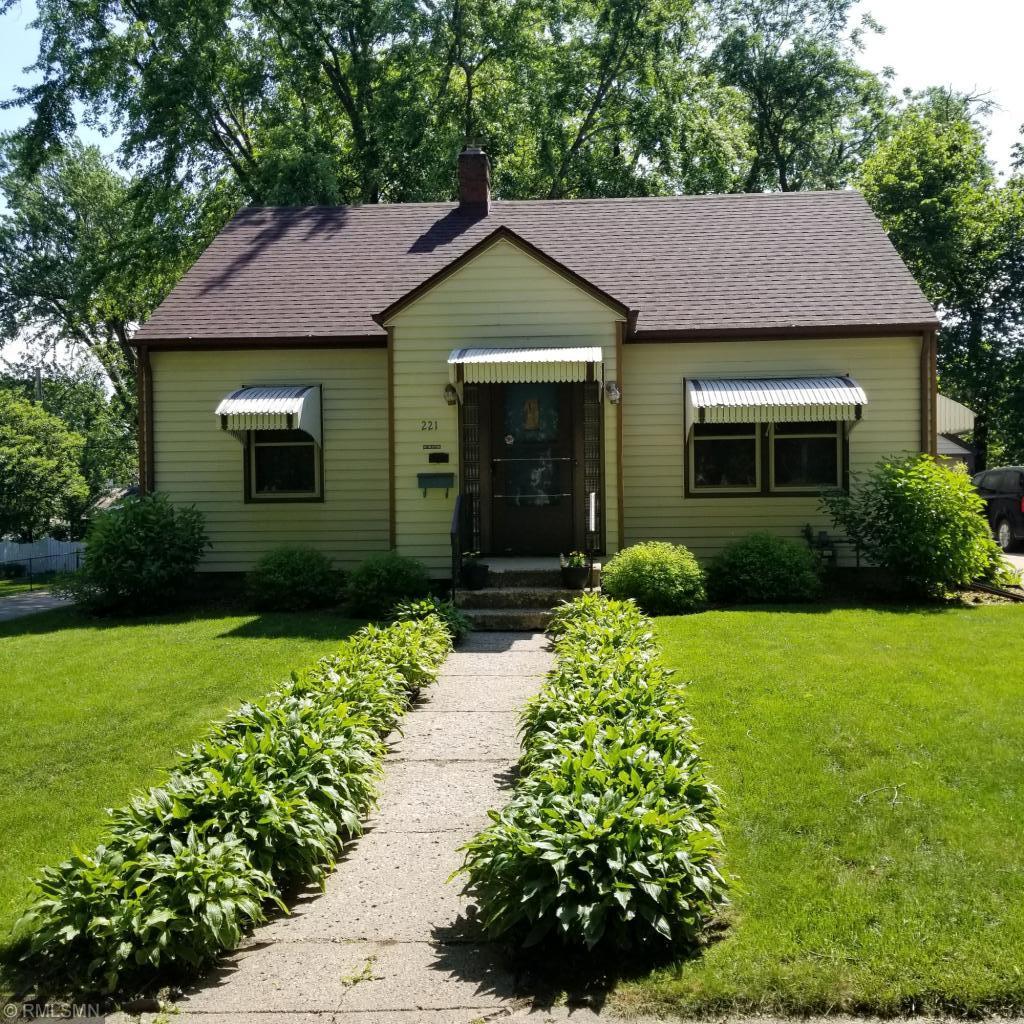 221 4th Avenue Southwest Faribault, MN 55021 - Photo 1 of 1 Gallery Image 1