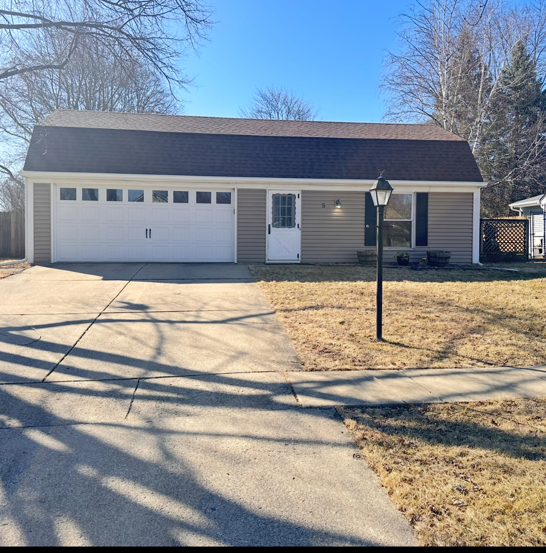 5 Shermead Road Montgomery, IL 60538 - Photo 1 of 27 a view of parking space