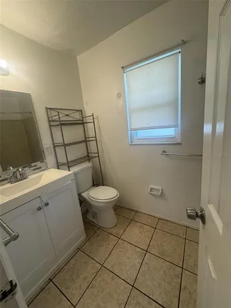 $1,300 | 828 Sky Lake Circle, Unit D, Orlando, FL 32809
