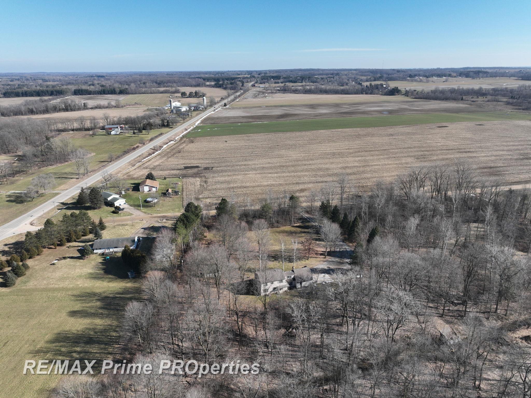 5770 Leix Road Mayville, MI 48744 - Photo 45 of 64 50133385-62d2fd4b-256c-4675-890c-7697a4e4fcd3.JPG