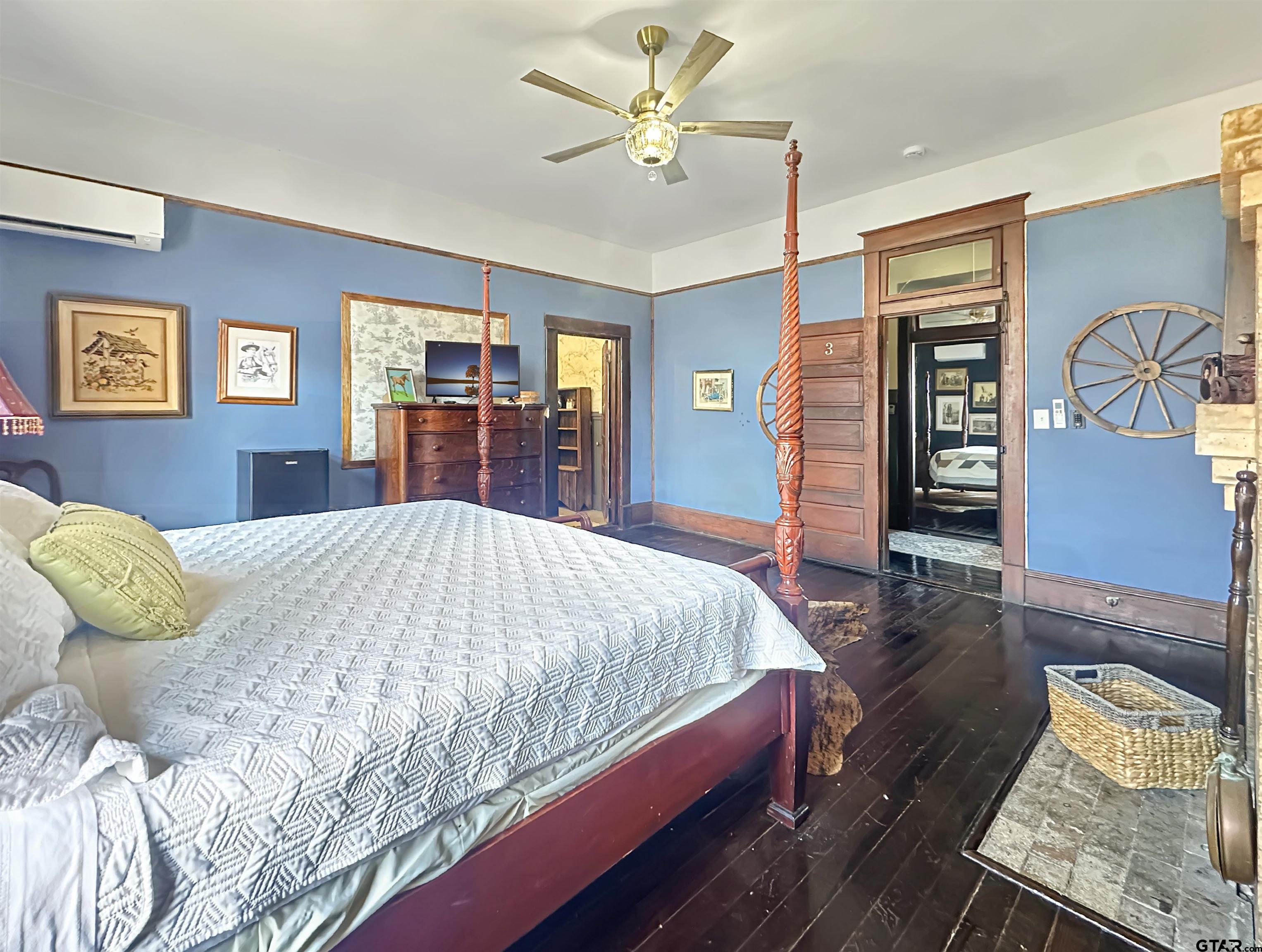406 West 1st Street Mount Pleasant, TX 75455 - Photo 1 of 43
