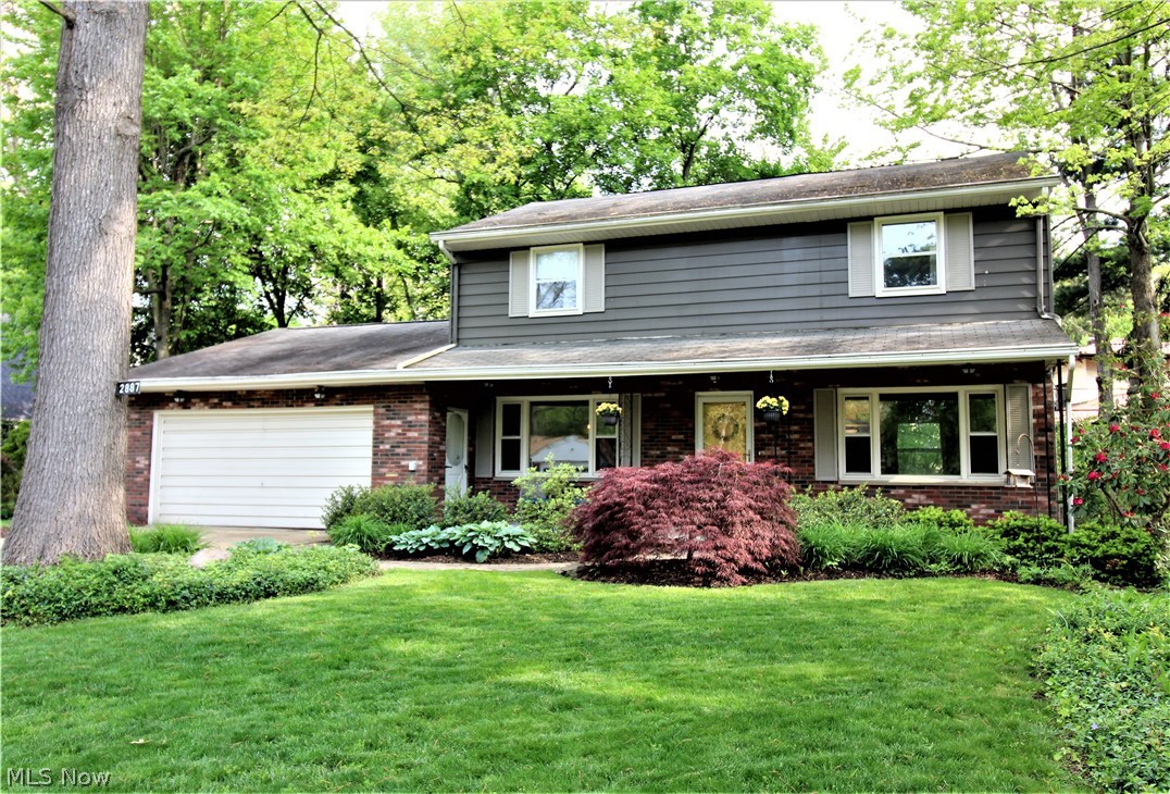 Welcome to 2887 Lee Road!