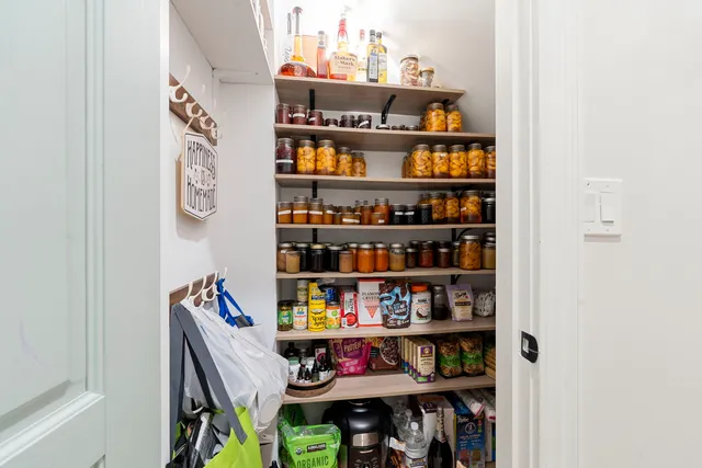 $1,340,000 | 19583 West Goodwin Road, Wilmington, IL 60481