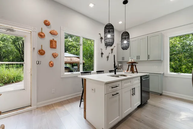 $1,340,000 | 19583 West Goodwin Road, Wilmington, IL 60481