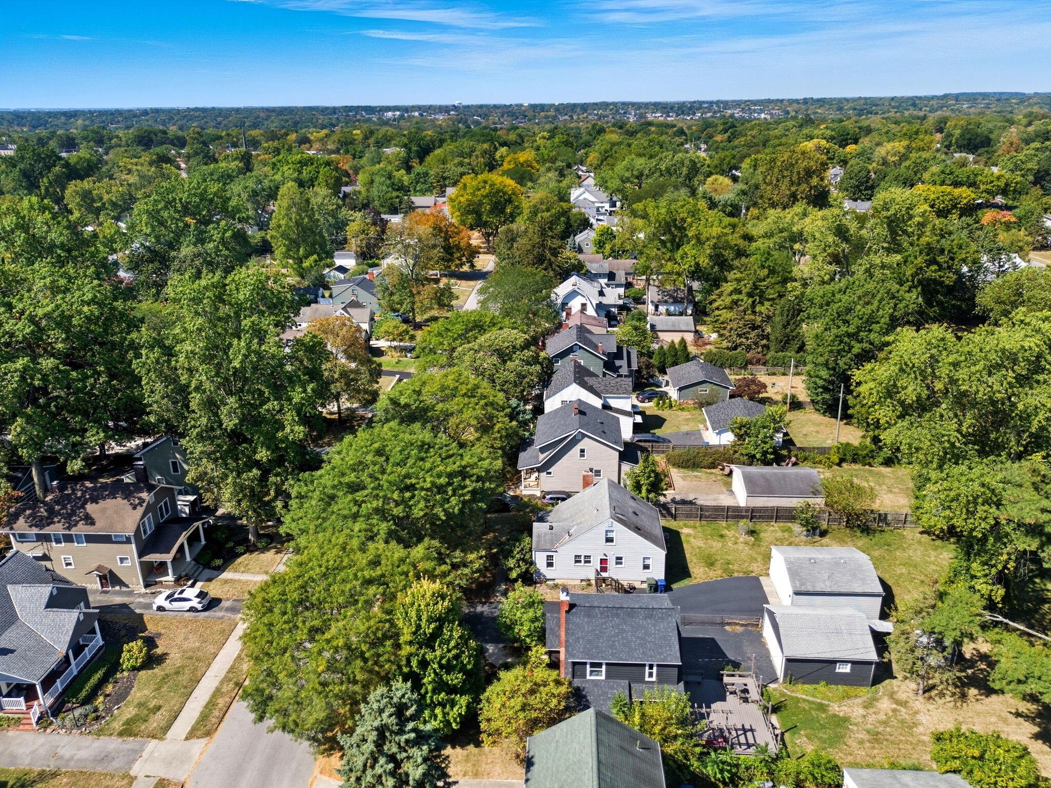 302 Garden Road Columbus, OH 43214 - Photo 48 of 56 7-web-or-mls-DJI_20250915121348_0358_D
