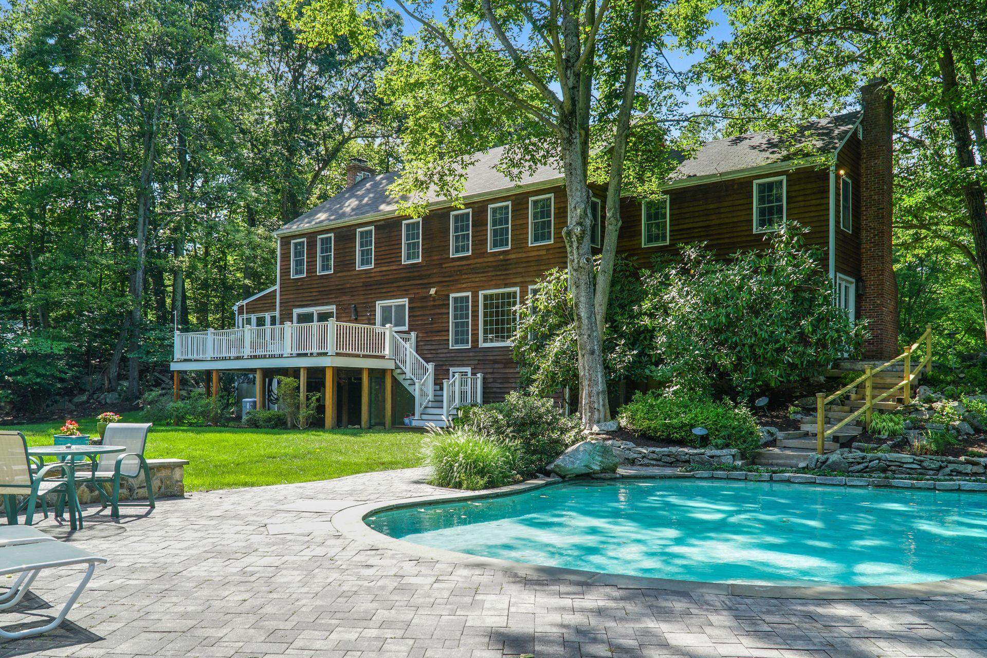651 Laurel Road New Canaan, CT 06840 - Photo 11 of 34 18