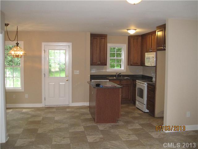 13025 Beatties Ford Road Huntersville, NC 28078 - Photo 3 of 6