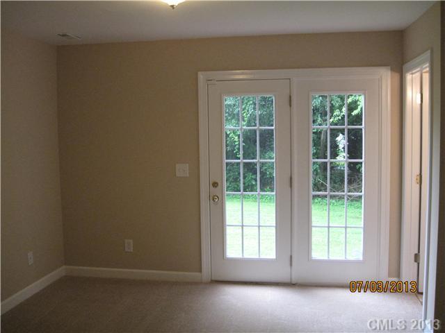 13025 Beatties Ford Road Huntersville, NC 28078 - Photo 4 of 6