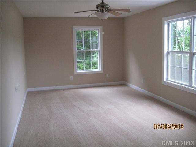 13025 Beatties Ford Road Huntersville, NC 28078 - Photo 5 of 6