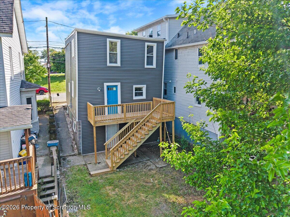 214 Theodore Street Scranton, PA 18508 - Photo 19 of 21 Backyard & Deck