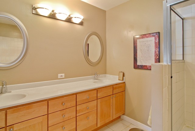 655 West Irving Park Road, Unit 3410 Chicago, IL 60613 - Photo 7 of 9