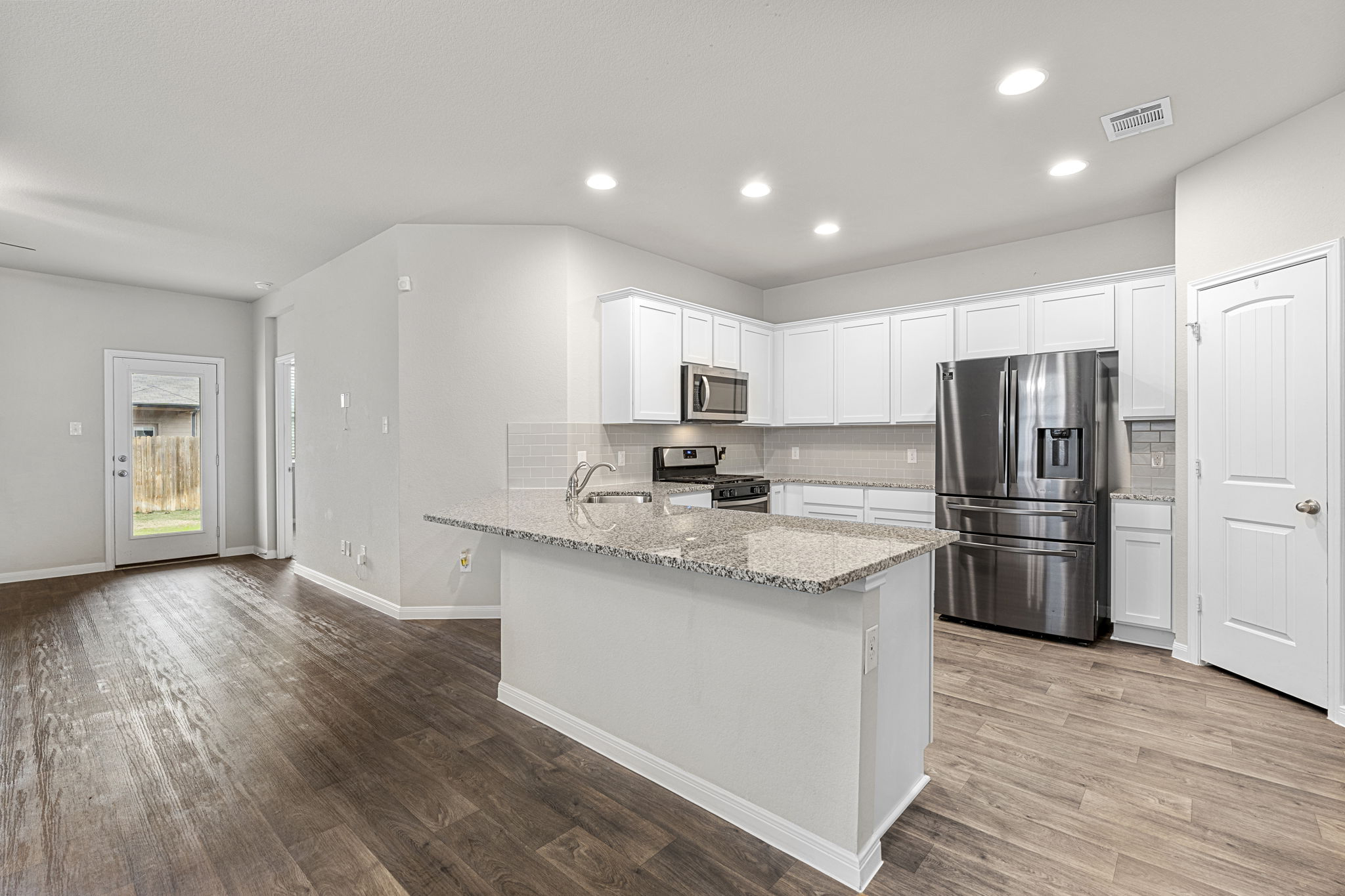 453 Apache Plum Drive Kyle, TX 78640 - Photo 5 of 30