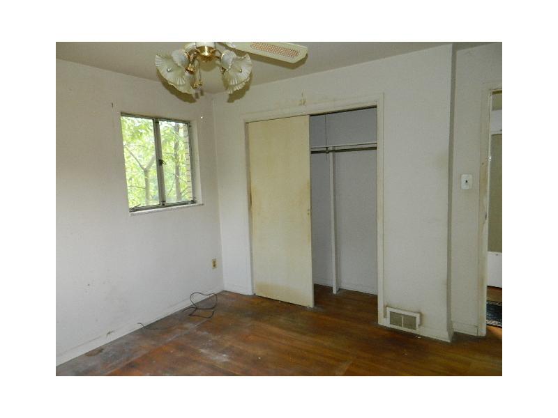 340 Hulton Road Penn Hills, PA 15147 - Photo 8 of 10 Bedroom.