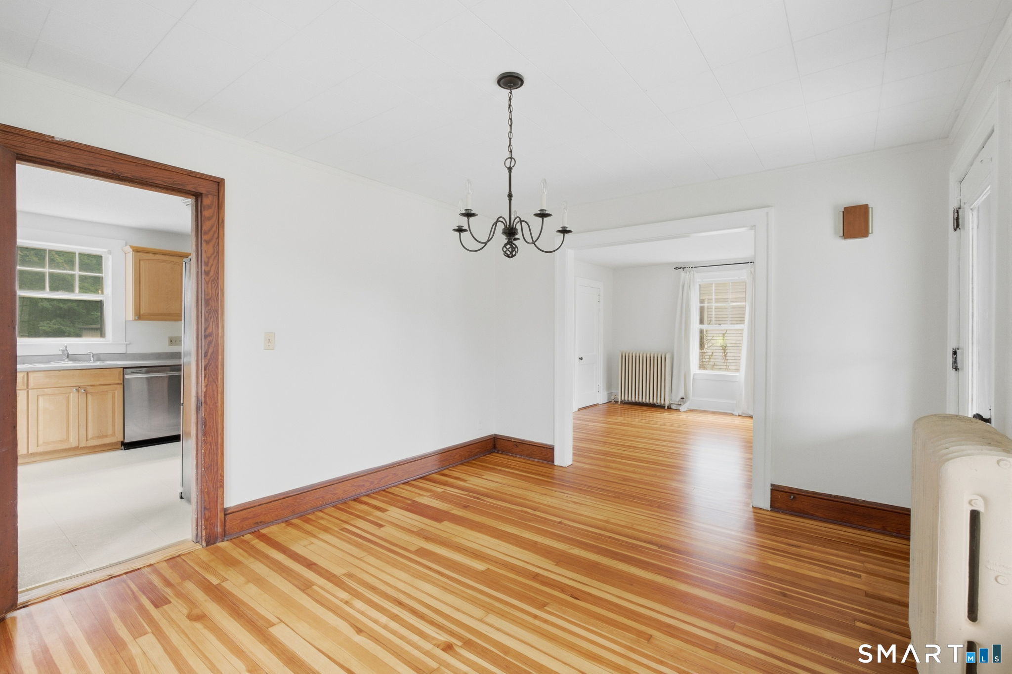 91 State Street Wethersfield, CT 06109 - Photo 5 of 35 Gallery Image 5