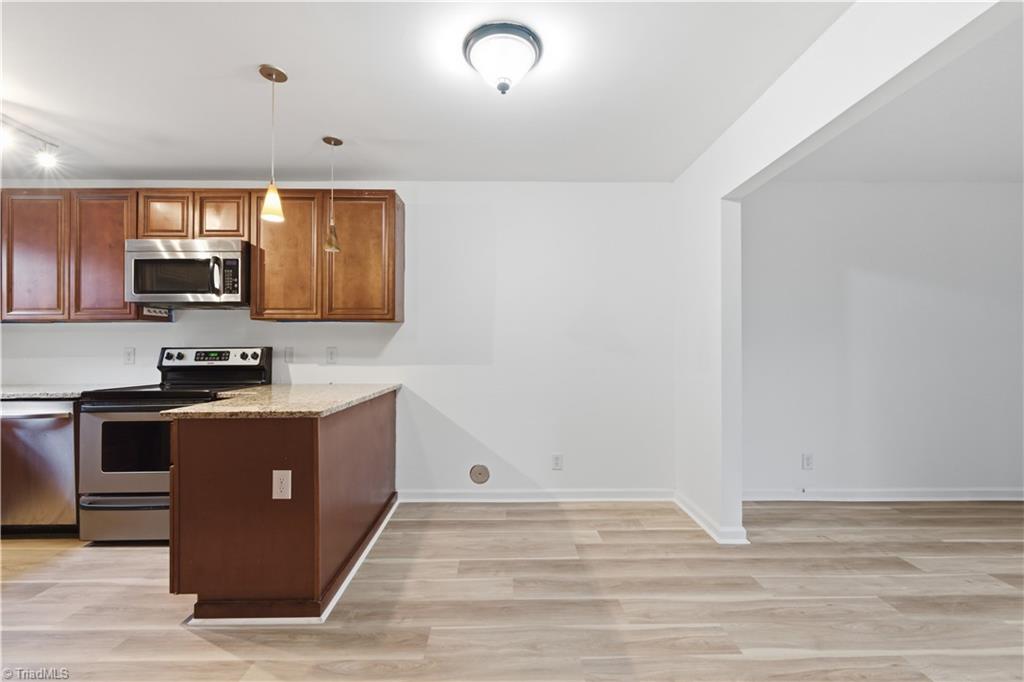 2215 Shadow Valley Road, Unit C High Point, NC 27265 - Photo 14 of 45