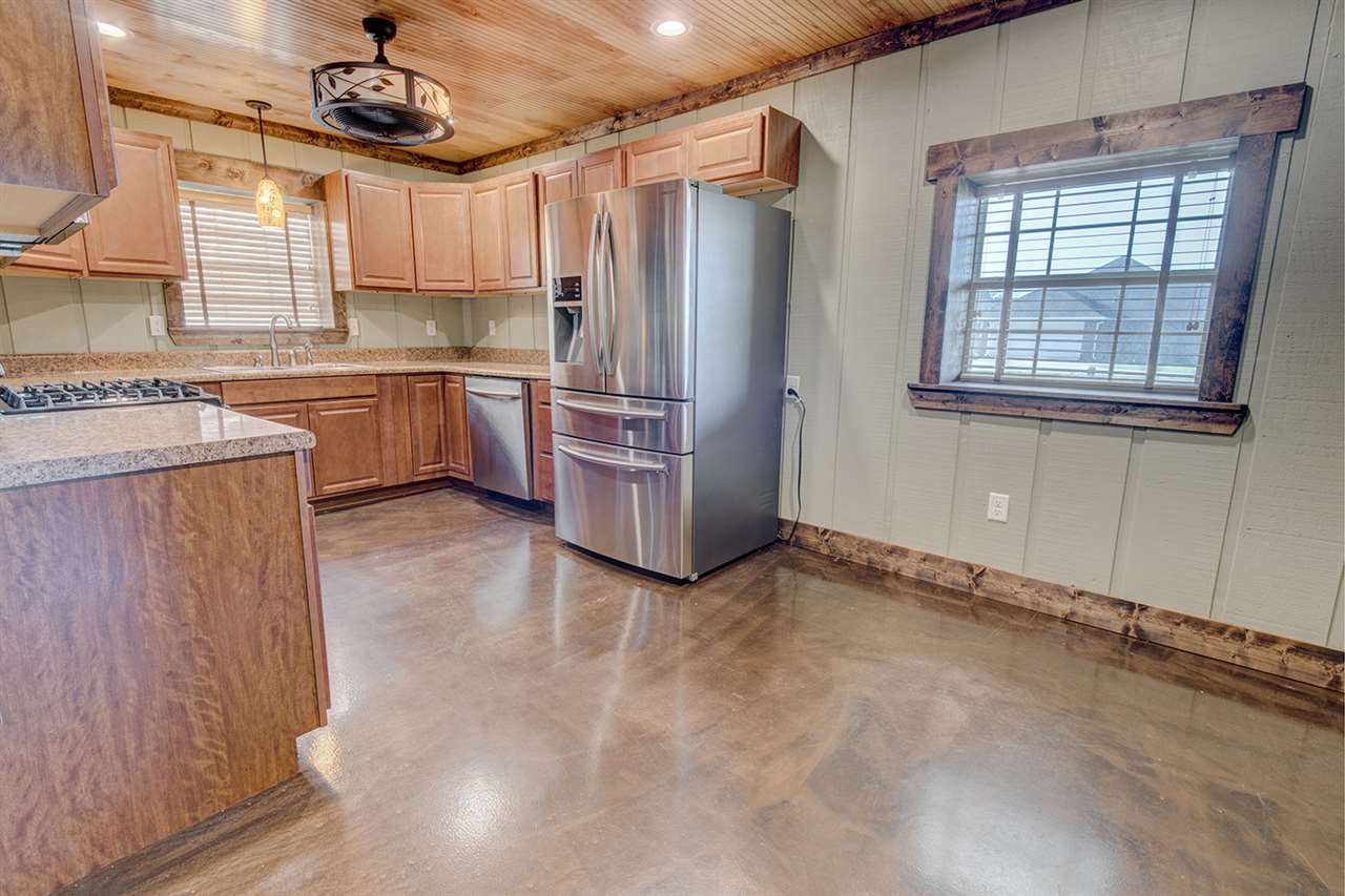24980 Trott Lane Daphne, AL 36526 - Photo 11 of 29 Kitchen/Breakfast Area