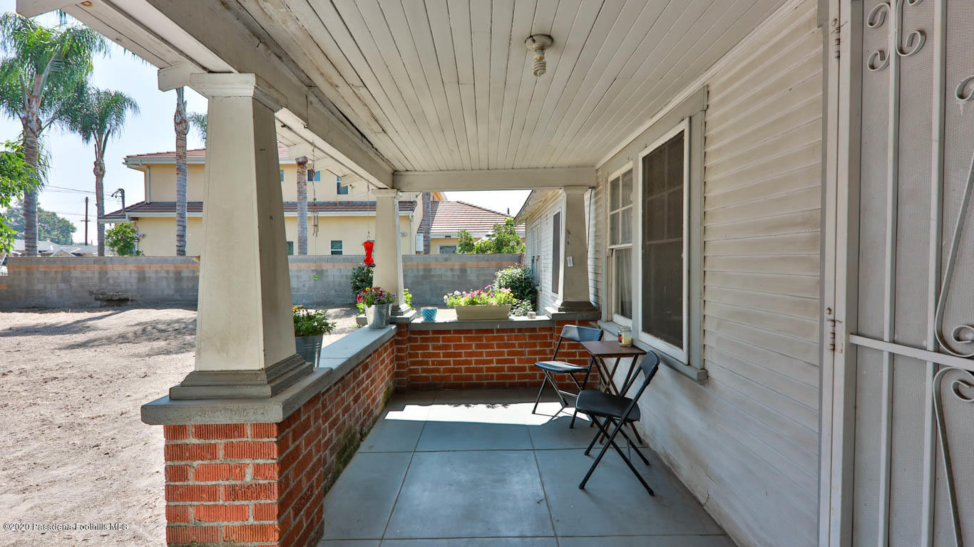 11364 Lambert Avenue El Monte, CA 91732 - Photo 2 of 39 a outdoor space with lots of furniture and windows