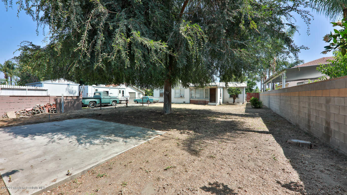 11364 Lambert Avenue El Monte, CA 91732 - Photo 35 of 39 a view of a yard with a tree