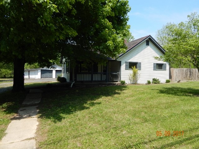 121 Yockey Road Bedford, IN 47421 - Photo 2 of 18