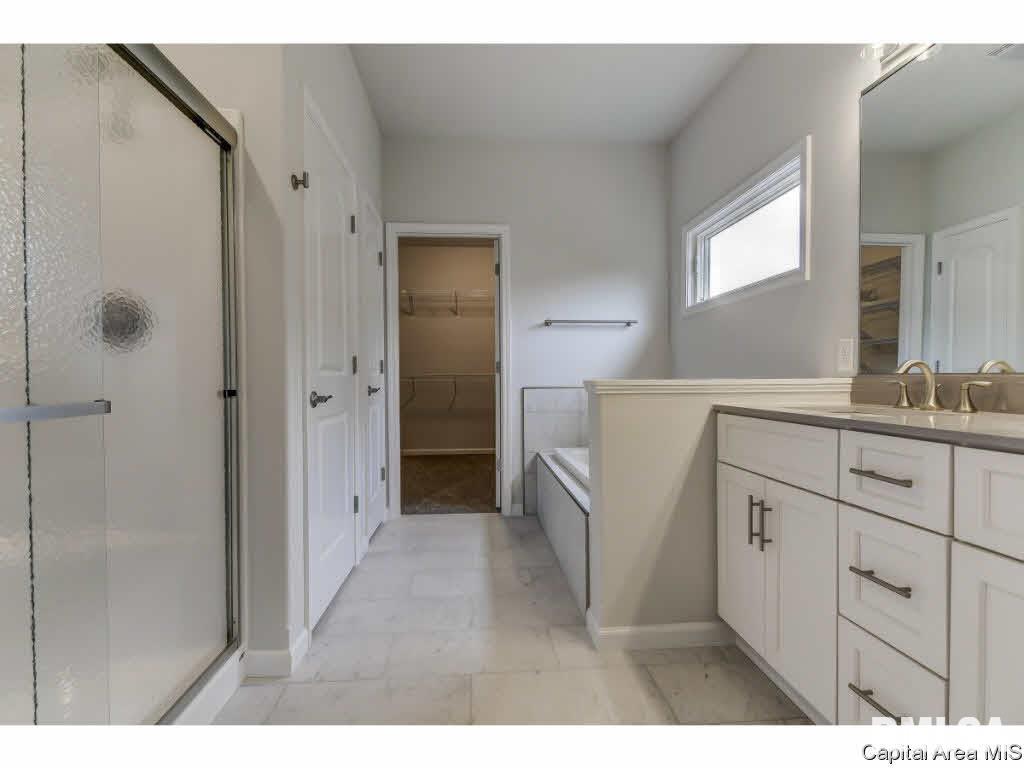 2705 Newcastle Court Springfield, IL 62711 - Photo 17 of 36 Gallery Image 17