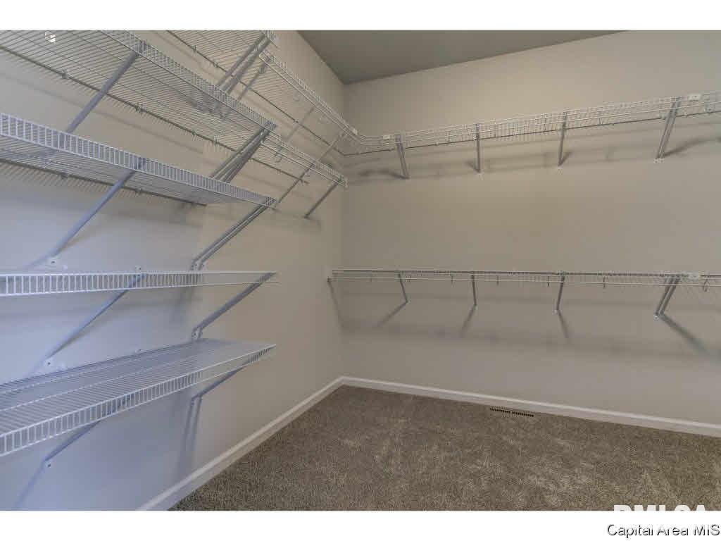 2705 Newcastle Court Springfield, IL 62711 - Photo 19 of 36 Gallery Image 19