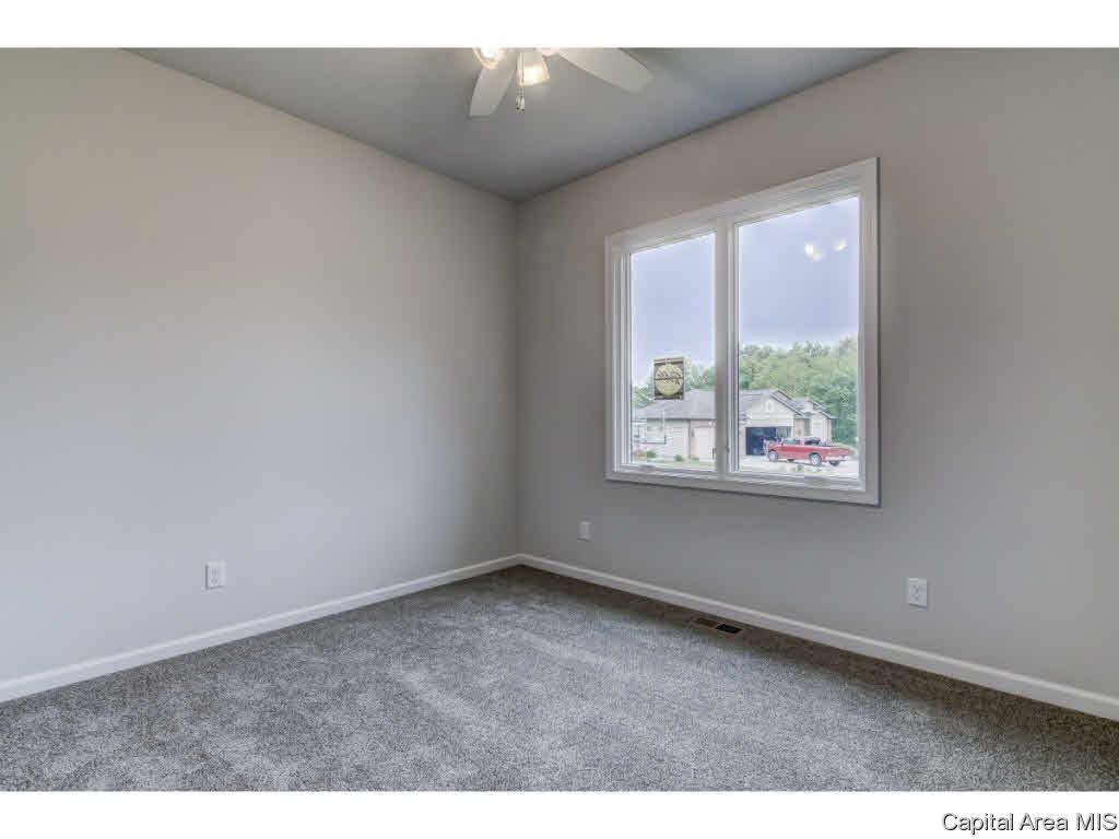 2705 Newcastle Court Springfield, IL 62711 - Photo 20 of 36 Gallery Image 20
