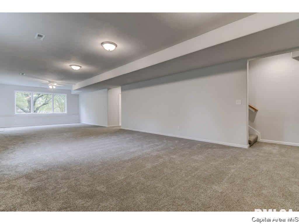 2705 Newcastle Court Springfield, IL 62711 - Photo 27 of 36 Gallery Image 27