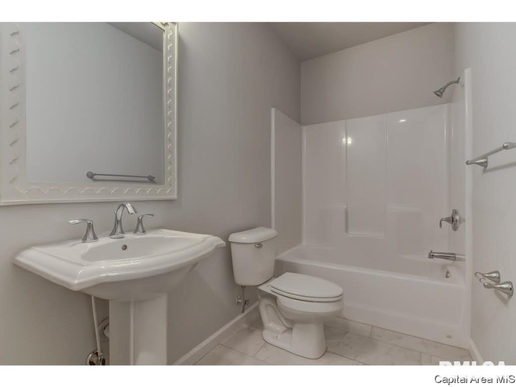 2705 Newcastle Court Springfield, IL 62711 - Photo 31 of 36 Gallery Image 31