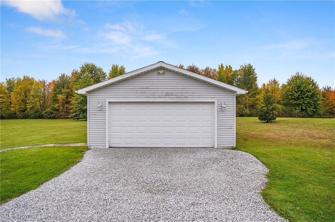 5710 Callahan Road Rome, OH 44085 - Photo 41 of 44