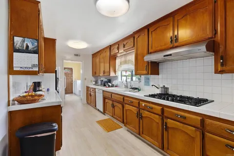 $1,299,000 | 13021 Hewes Avenue, Santa Ana, CA 92705