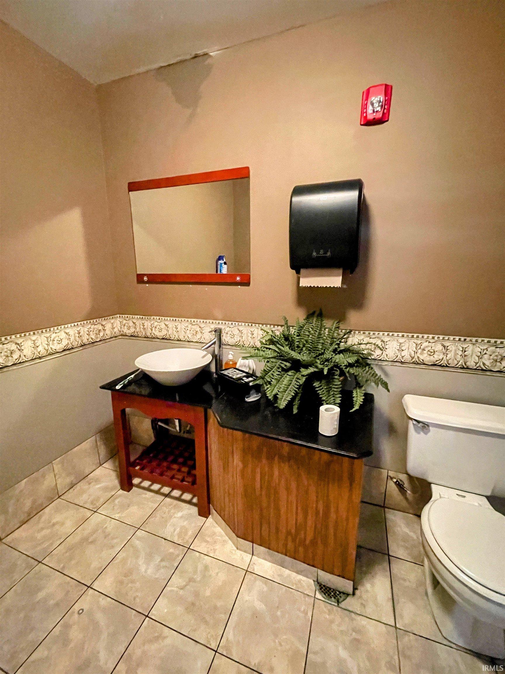 3116 5th Street Bedford, IN 47421 - Photo 9 of 18