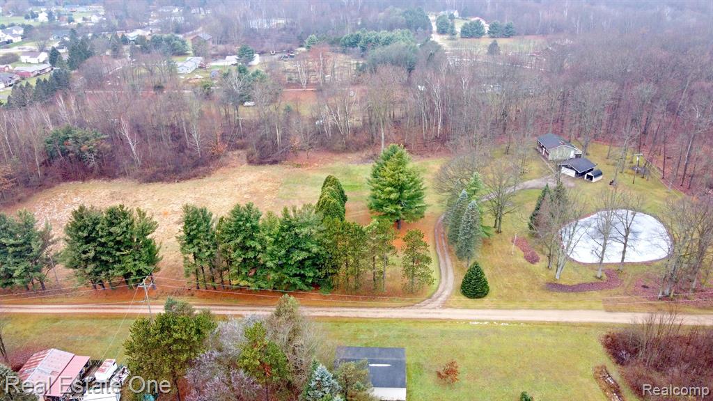 2175 Vernor Road Lapeer, MI 48446 - Photo 38 of 51