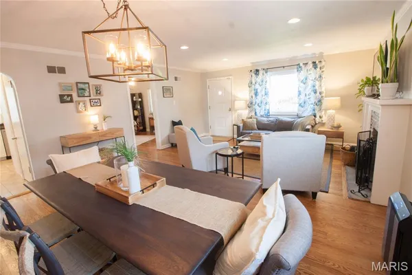$400,000 | 546 Linwood Boulevard, Kirkwood, MO 63122
