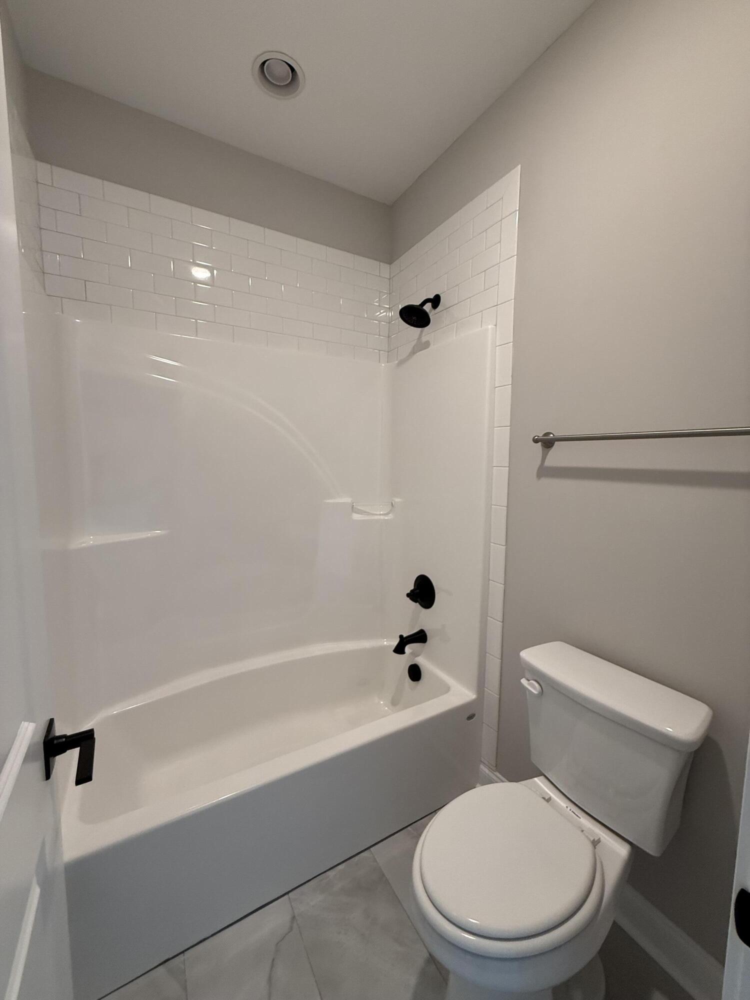 7016 Wrenfield Way Evans, GA 30809 - Photo 24 of 39 IMG_9110