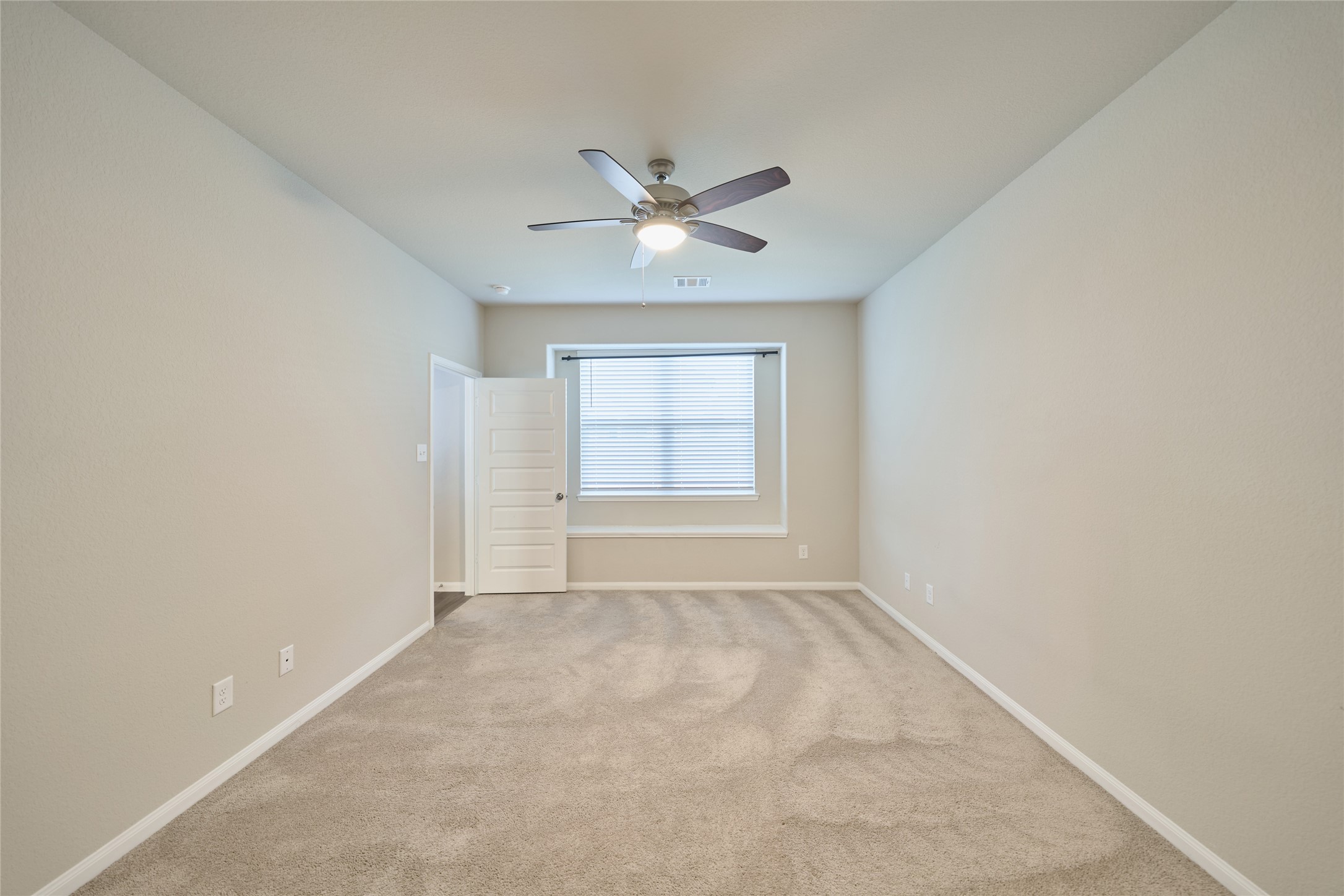 2460 Shellcracker Drive Conroe, TX 77384 - Photo 14 of 34