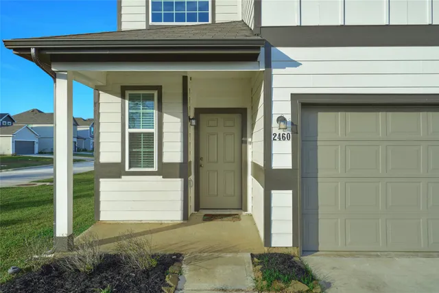 $2,100 | 2460 Shellcracker Drive, Conroe, TX 77384