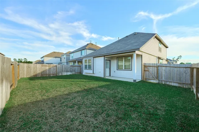 $2,100 | 2460 Shellcracker Drive, Conroe, TX 77384