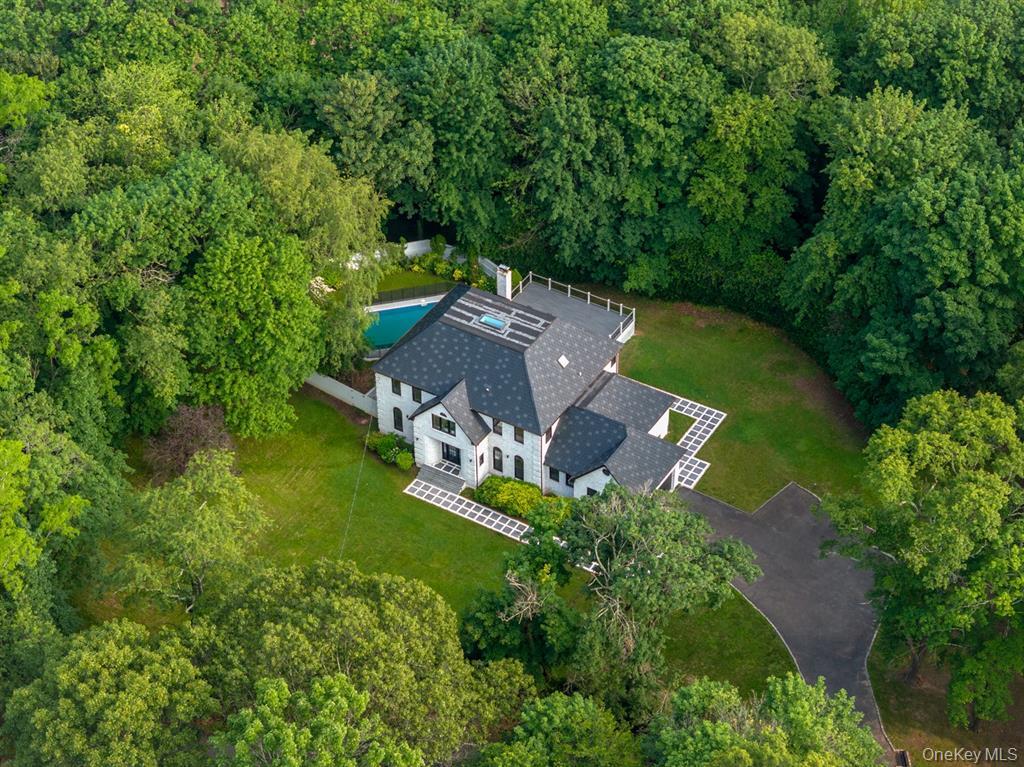 33 High Farms Road Glen Head, NY 11545 - Photo 4 of 32