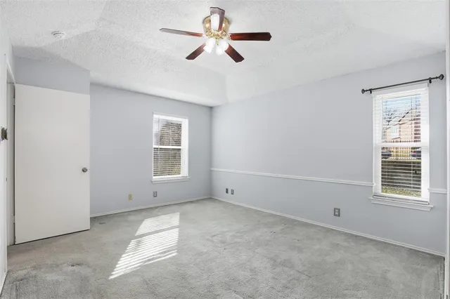 $2,275 | 1611 Willow Lane, Euless, TX 76039