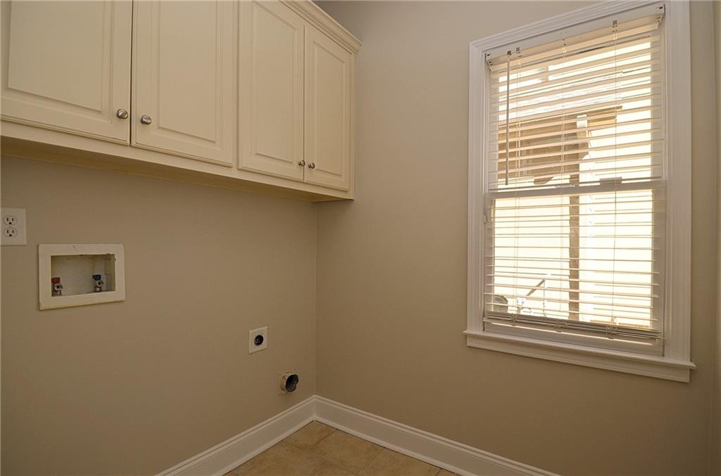 101 Whitegrass Way Grayson, GA 30017 - Photo 15 of 39